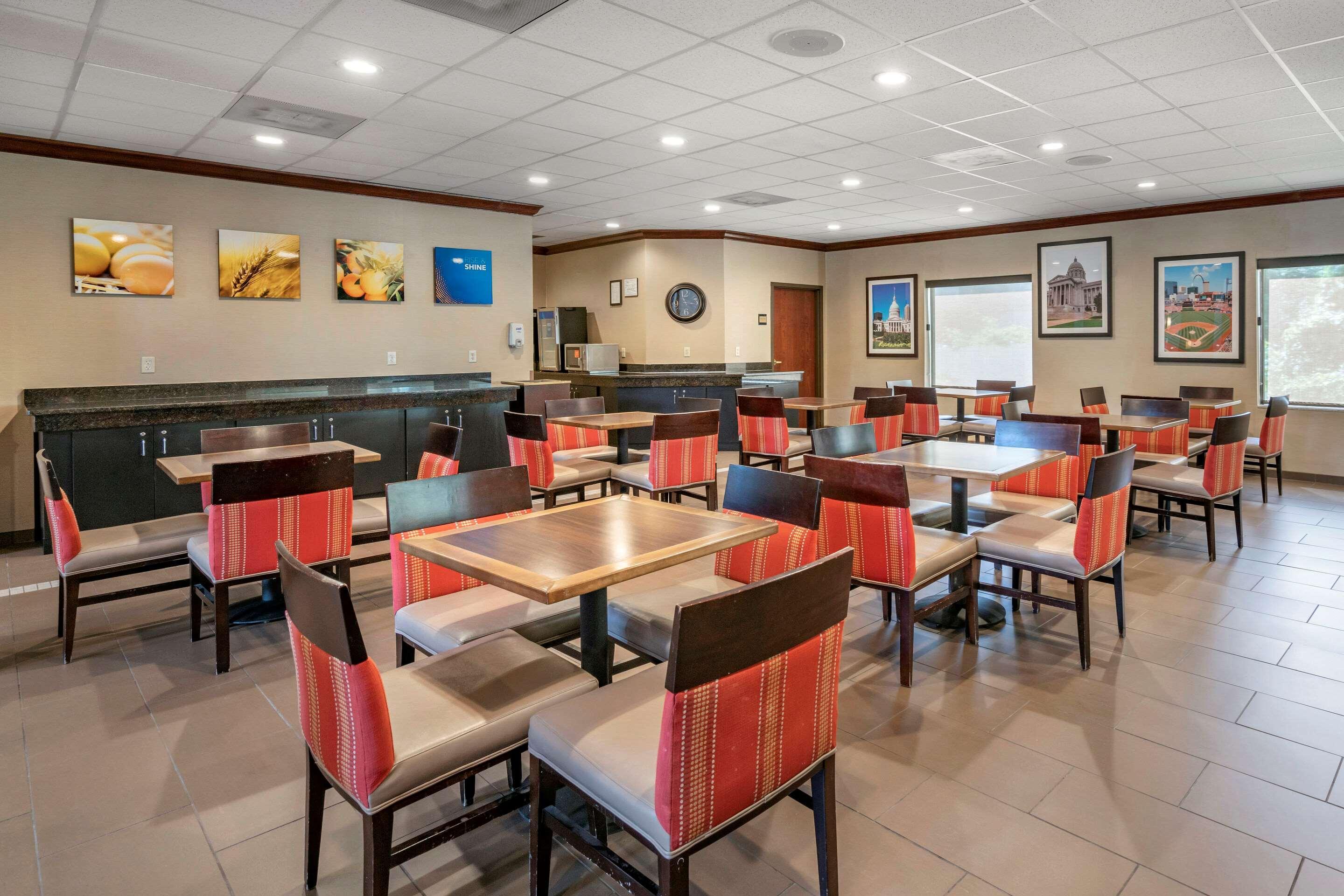 Comfort Inn & Suites St Louis-O'Fallon Ngoại thất bức ảnh