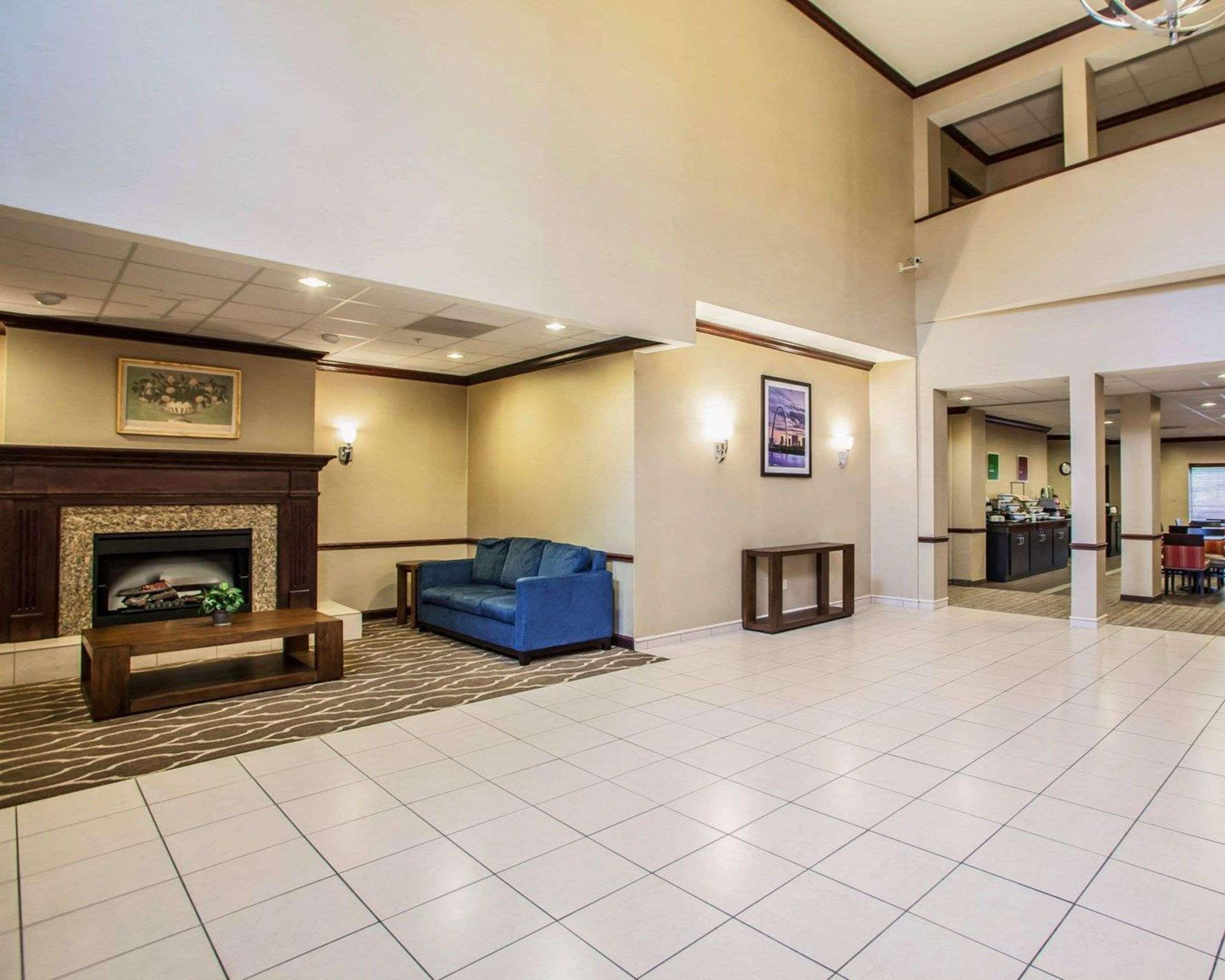 Comfort Inn & Suites St Louis-O'Fallon Ngoại thất bức ảnh